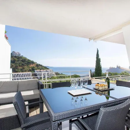 Apartment Cala Del Mar By Interhome Tossa de Mar