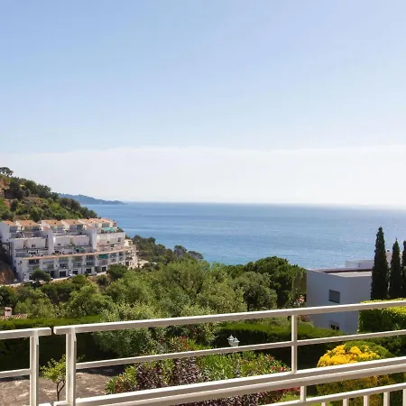 Apartment Cala Del Mar By Interhome Tossa de Mar